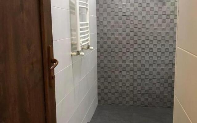 Friendly House