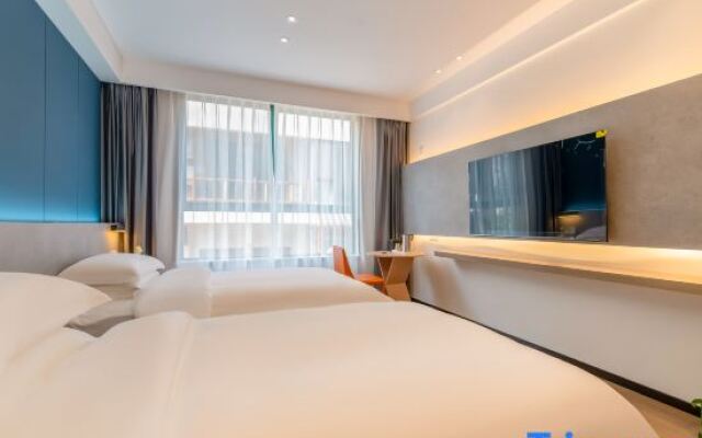 Yuntaishan Yimei Light Luxury Hotel (Shore Service area)