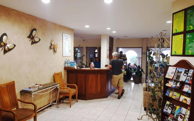 Buena Vista Chic Hotel