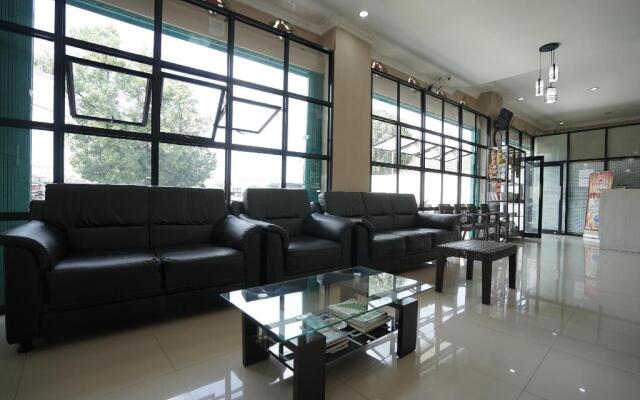 Indo Hotel