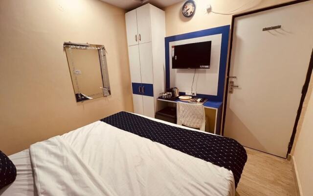 Hotel Metro View Adarsh Nagar Metro