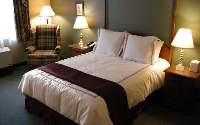 Warren Conference Center and Inn