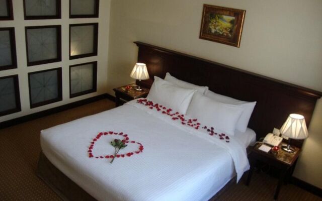 Tulip Inn Olaya House