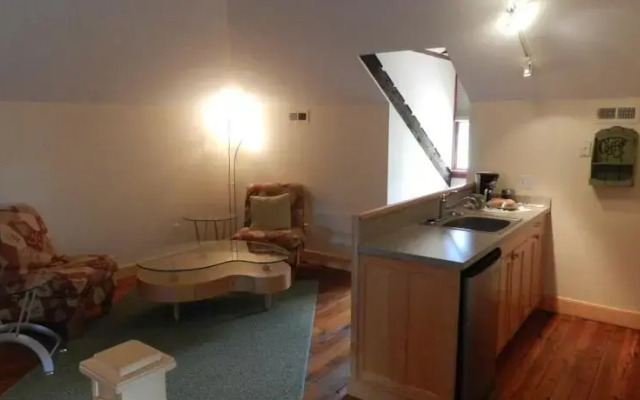Schiller Guest Suites