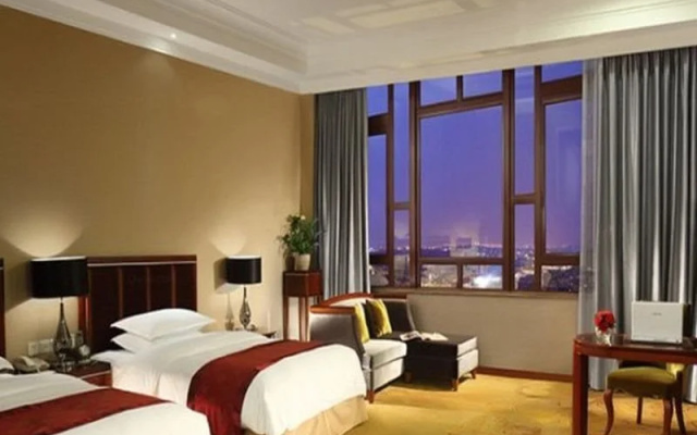 Chengdu Xinjin Celebrity City Hotel