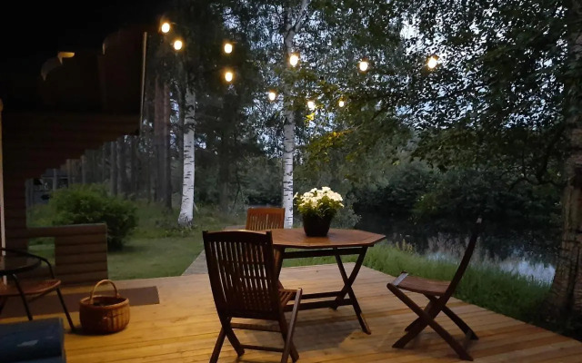 Huhtaniemen Mökkikylä
