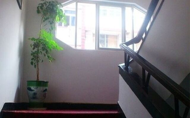 Guitong Business Hotel