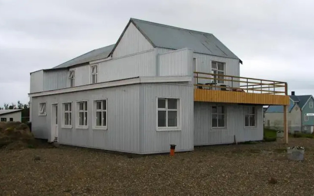 Artbjarg Guesthouse and Apartment