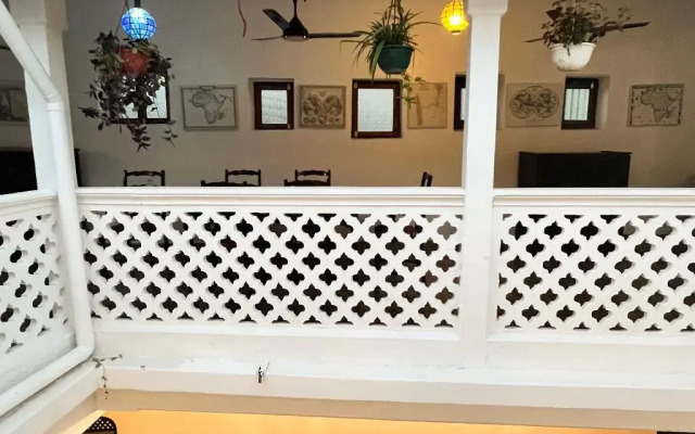 Zanzi House