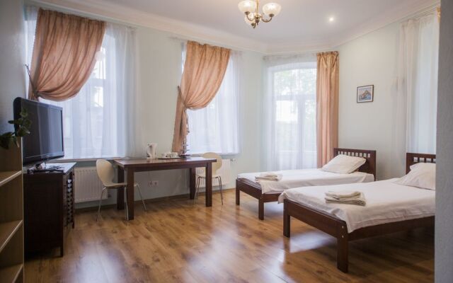 Biplan Guest House Aleksandria