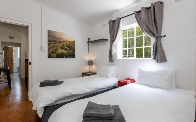 Jonkershoek Valley Cottage