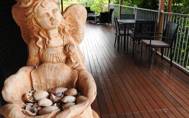 Myaura Bed & Breakfast