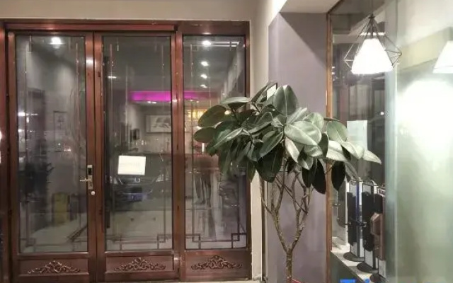 Jiaozhou Yueman Hotel