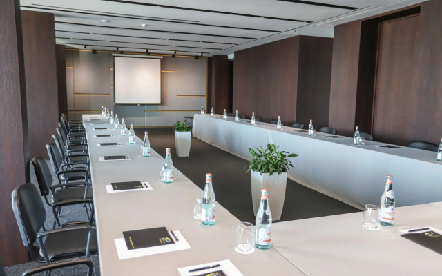 Maritim Marina Bay Luxury Resort