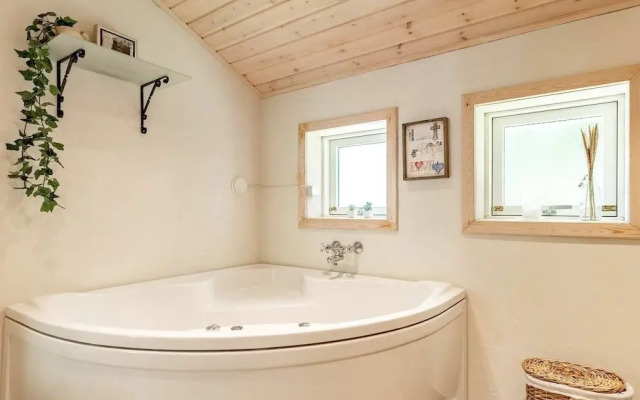 6 Person Holiday Home in Albaek