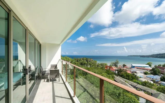 Sea View 2BR Apartment C73 in Oceana