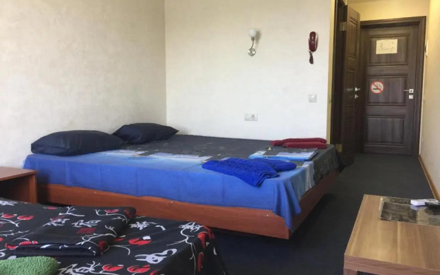 Первомайский