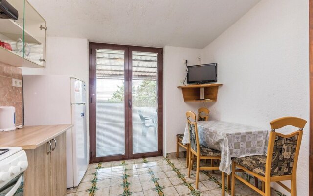 Nice Home In Krk With Wifi And 2 Bedrooms