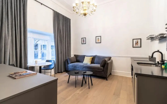 Thena Hotel -Ground Floor 1 Bedroom
