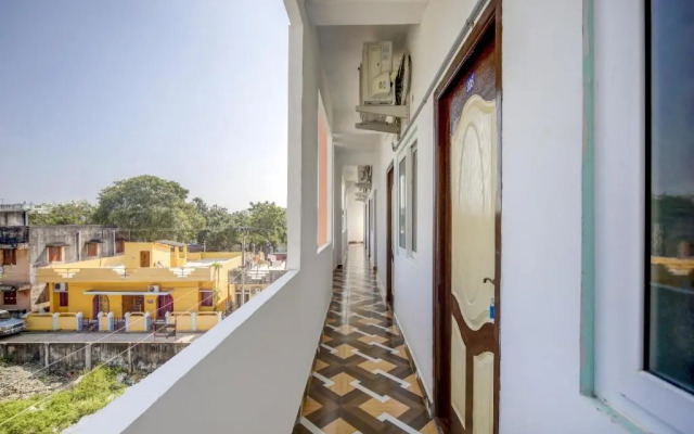 La Villa Florence by OYO Rooms