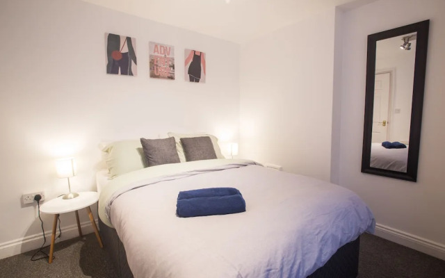 Short Stay Bristol - Warden Apartment