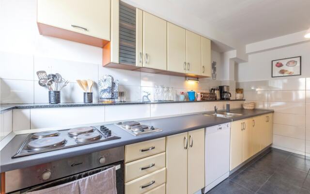 Amazing Home in Sevid With Wifi and 9 Bedrooms