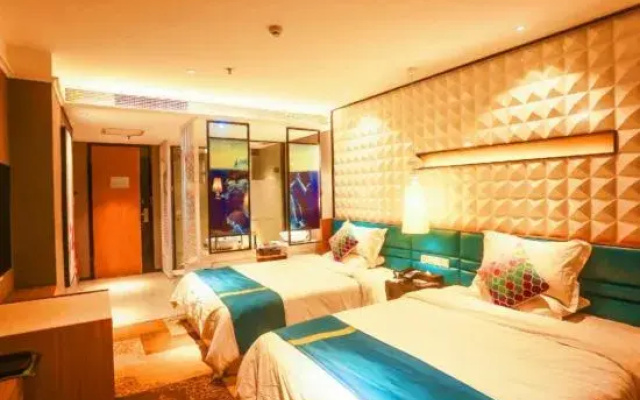 Ceeci Hotel