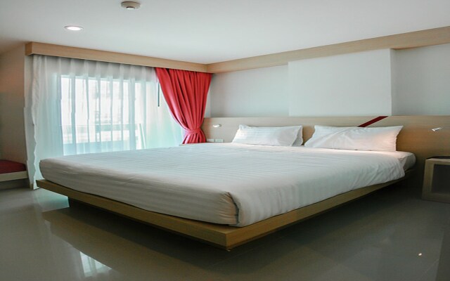 SunSeaSand Hotel (Patong) (SHA Certified)