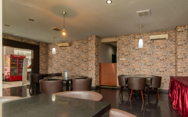 Mirah Hotel