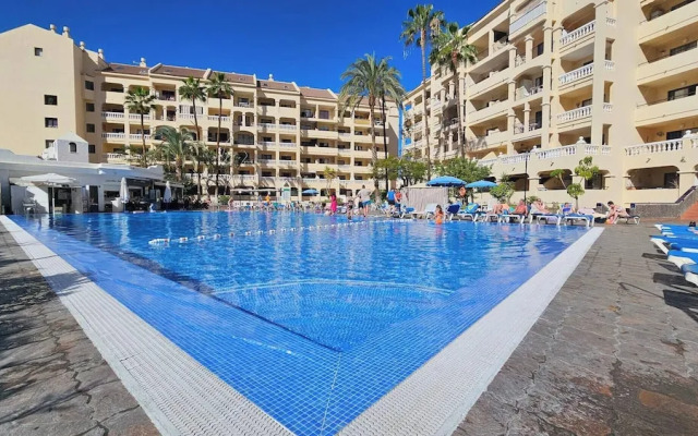 Los Cristianos Heated Pool Sea View AC