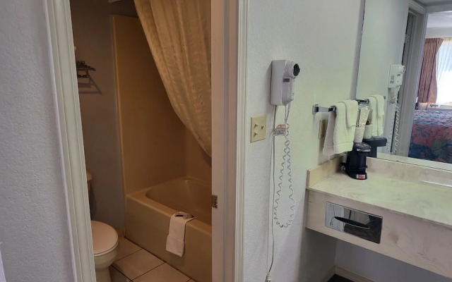 Blue Ribbon Inn and Suites