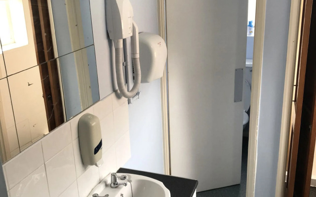 Harlow International Hostel