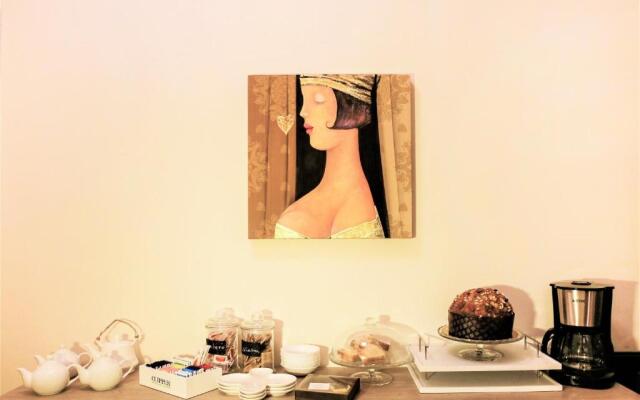 Artistic Charming House