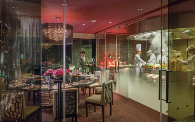 Mandarin Oriental Pudong, Shanghai