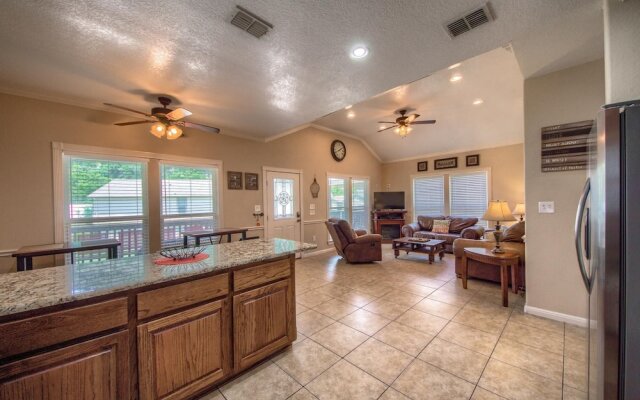 Heaven at House 11 Rr944011