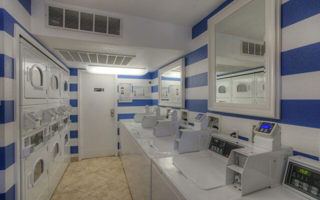 Park Suites at 138 - One Bedroom Apartment