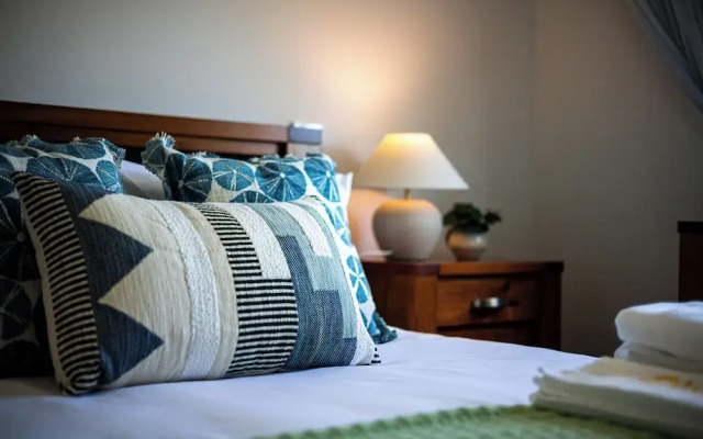 StayAU 5BR Lakefront Escape Point Cook