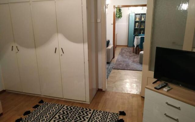 Linda's house 2