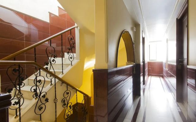 OYO 1249 Hotel Ashray International