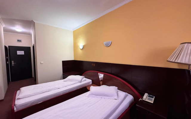 Hotel Helin Aeroport