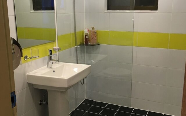 Guesthouse Ryuga - Hostel