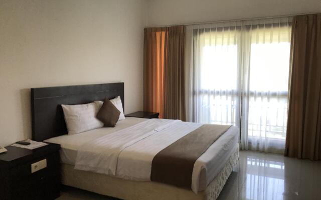 Surya Kencana Seaside Hotel