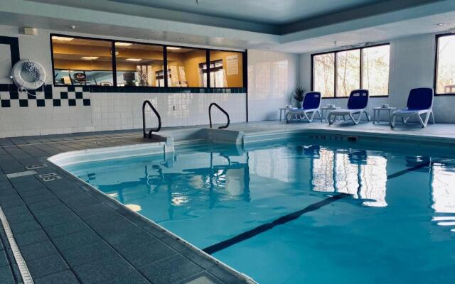 Holiday Inn Express Hotel & Suites Plymouth by IHG