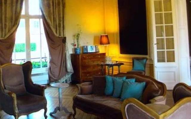 Maison dHôtes Chateau De Chanteloire