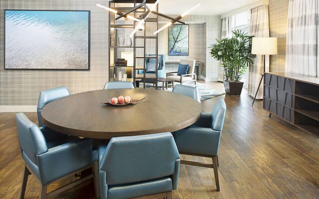 The Westin Chicago North Shore