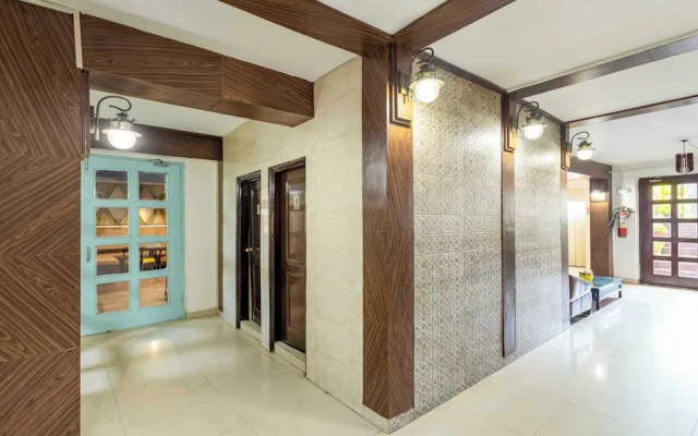 Hotel The Grand By OYO Rooms