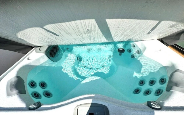 Luxury Oasis Water Park Priv Roof Tub