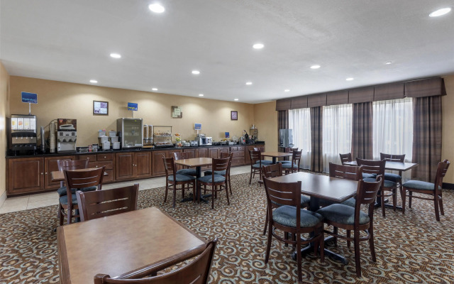 Best Western Bastrop Pines Inn