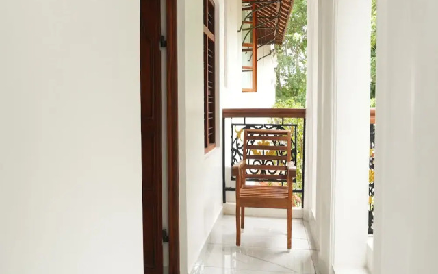 Rebel De Pondicherry