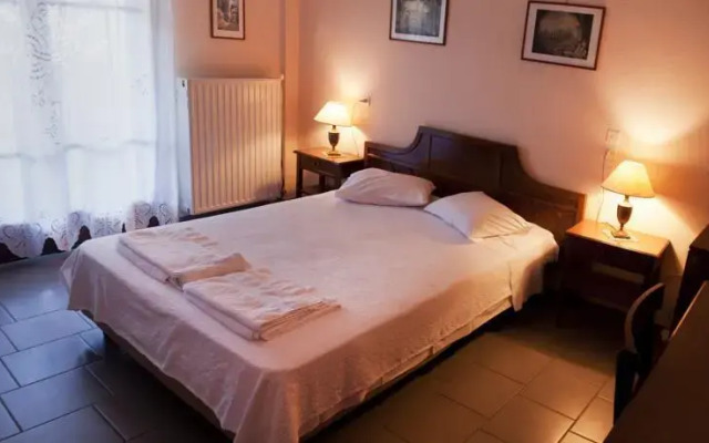 Hotel Niki House